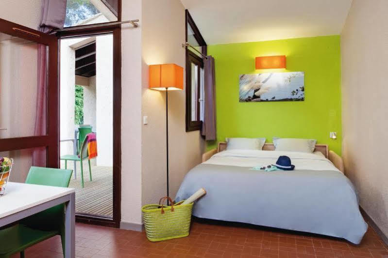 Belambra Clubs La Colle-Sur-Loup - Les Terrasses De Saint-Paul De Vence Hotel ภายนอก รูปภาพ